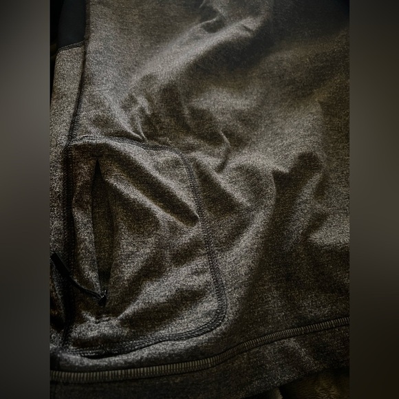 Lululemon zip pullover size large top heathered gray - Picture 7 of 9